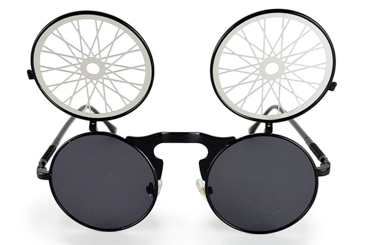 Steampunk solbriller med flip up i sort med flip up oppe