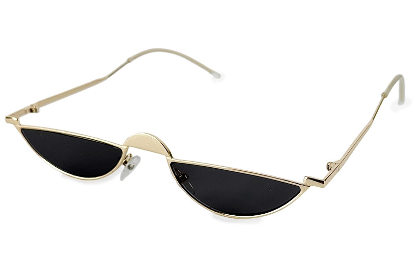 Super smalle hurtigbriller med halvt glas i sort med guld stel set fra siden